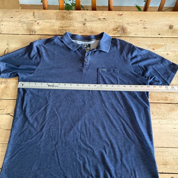 2/20$ Hurley navy polo size Large - Picture 3 of 5